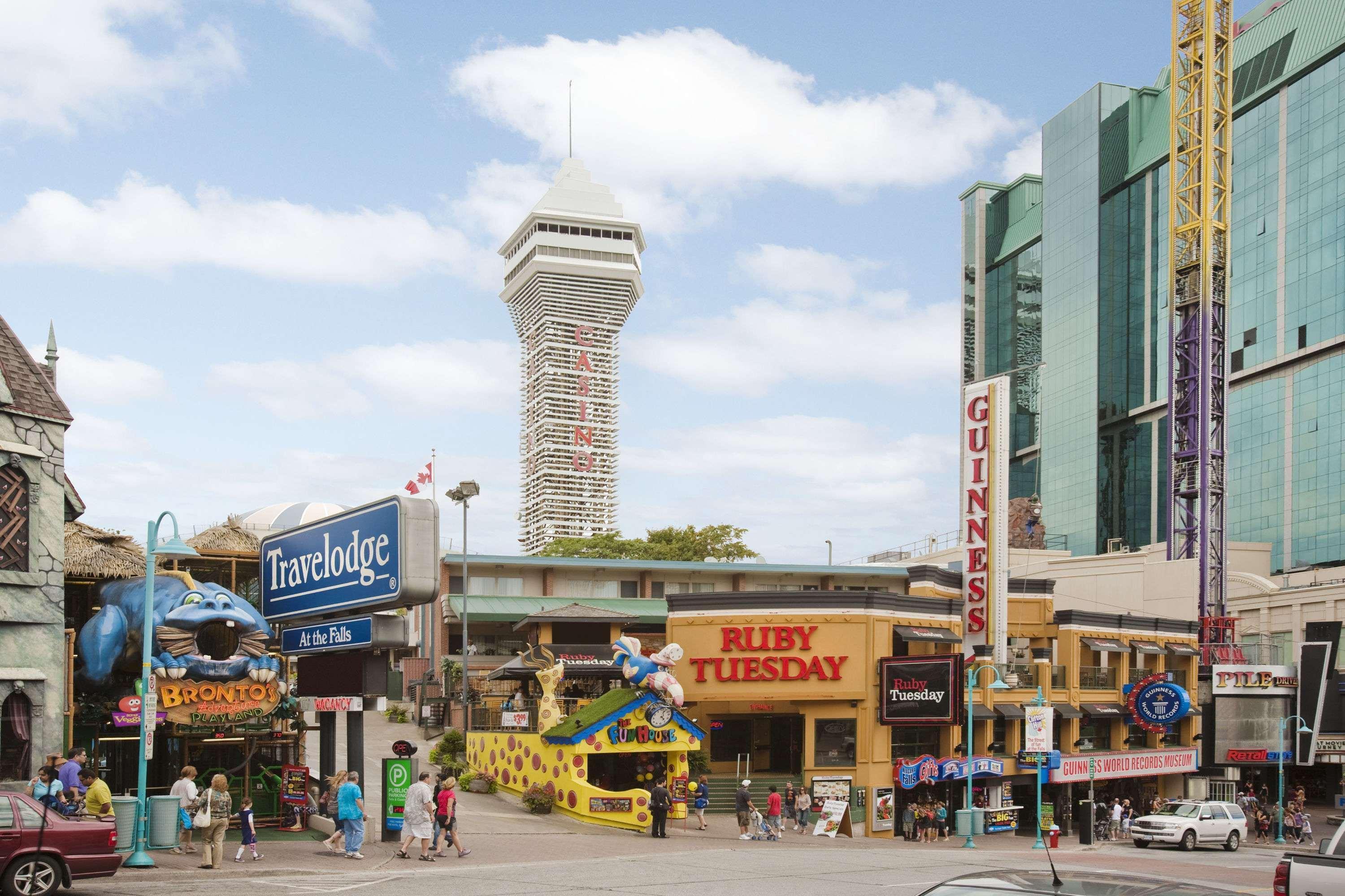 Travelodge By Wyndham Niagara Falls At The Falls Exteriér fotografie