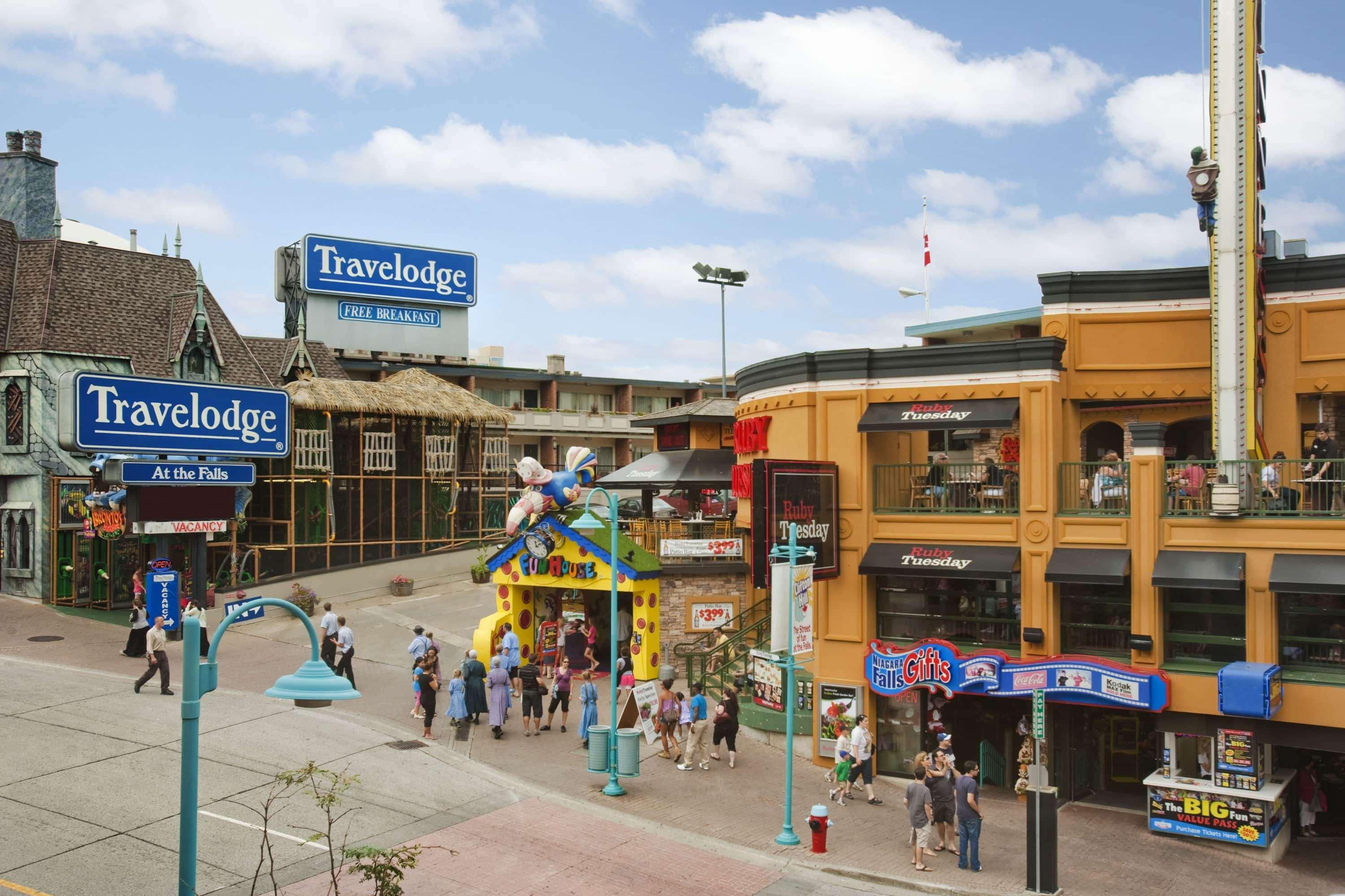 Travelodge By Wyndham Niagara Falls At The Falls Exteriér fotografie