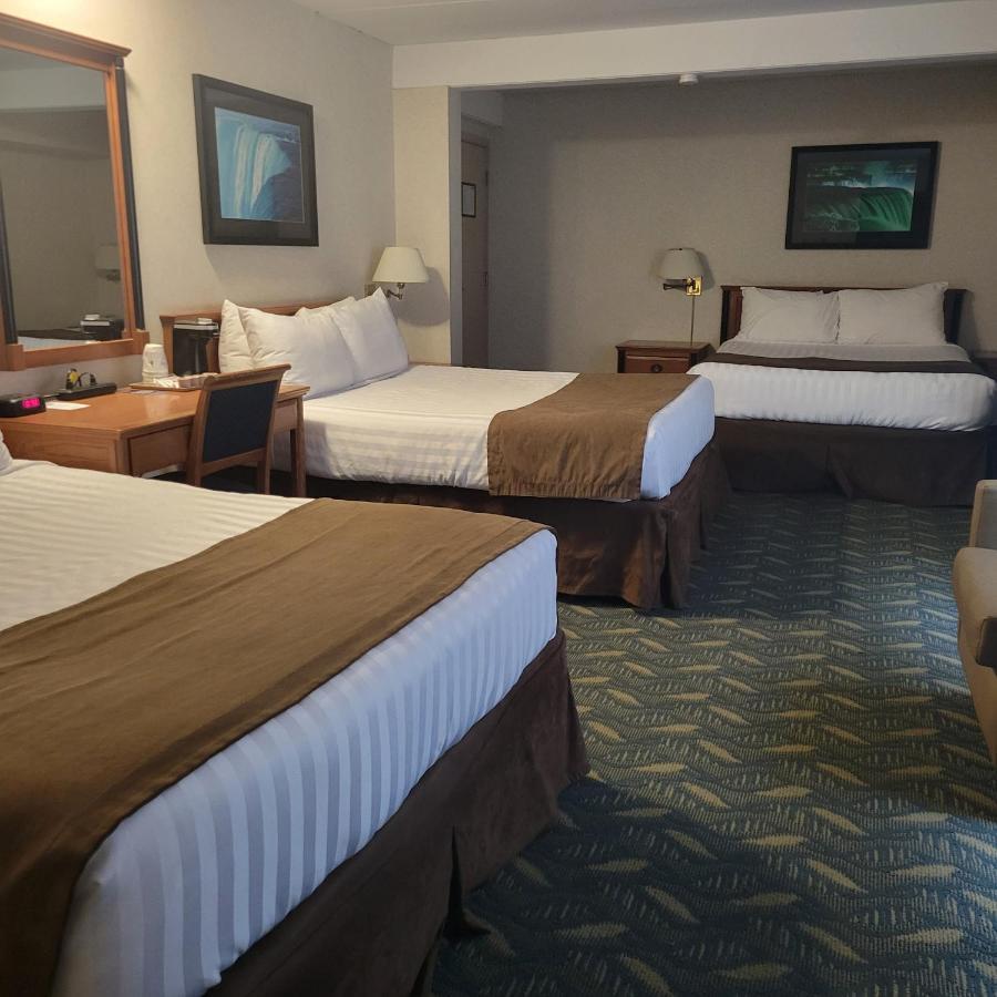 Travelodge By Wyndham Niagara Falls At The Falls Exteriér fotografie