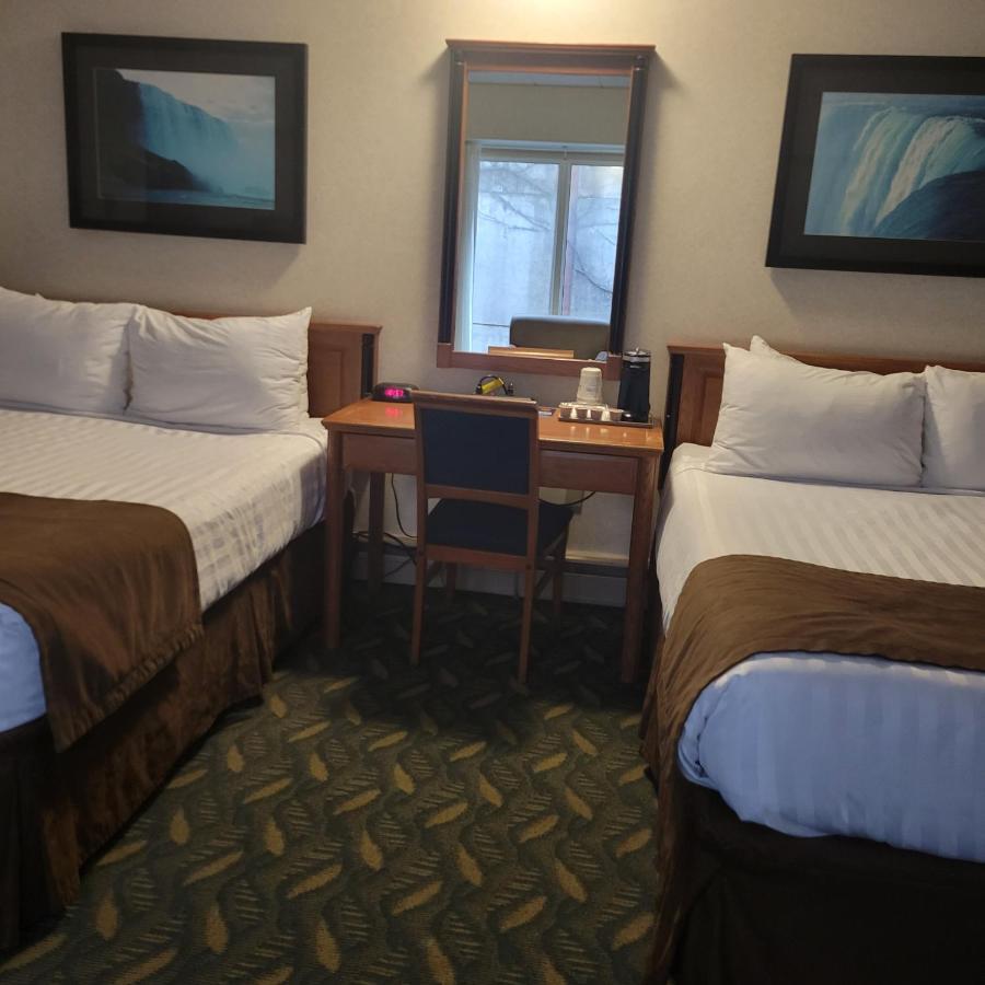 Travelodge By Wyndham Niagara Falls At The Falls Exteriér fotografie