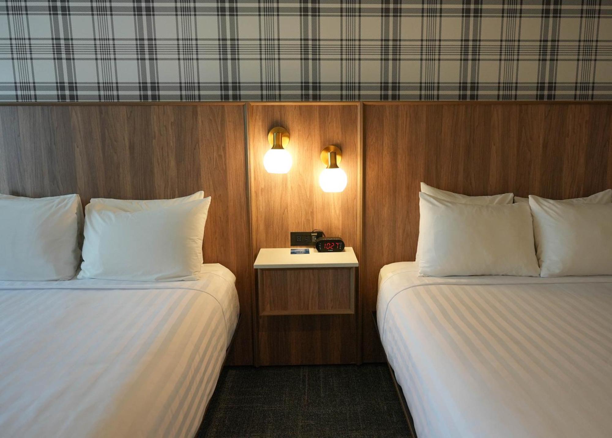 Travelodge By Wyndham Niagara Falls At The Falls Exteriér fotografie
