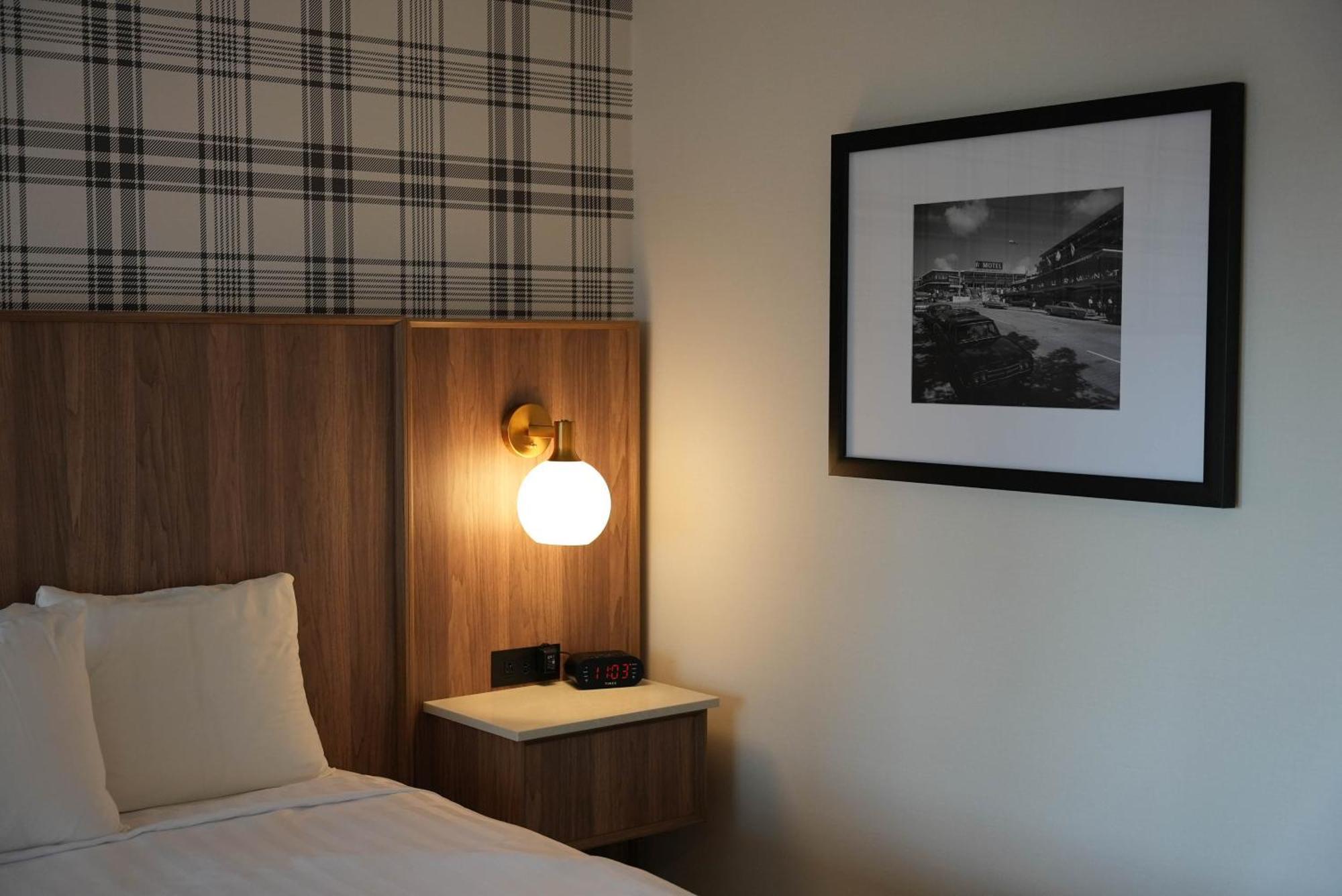 Travelodge By Wyndham Niagara Falls At The Falls Exteriér fotografie
